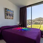Lucia Villa *